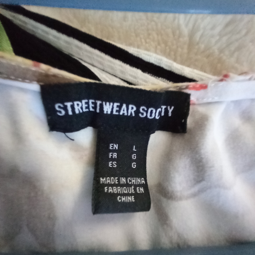 Super soft material jumpsuit size large - Picture 4 of 4